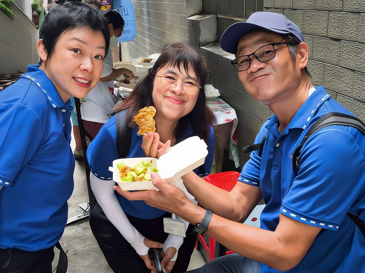 Eat with Me CHOB Street Food Tasting for 7 Dishes Lunch or Dinner